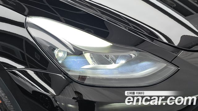 Tesla Model Y 2022 — photo 8