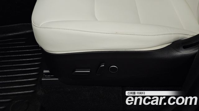 Tesla Model Y 2022 — photo 15