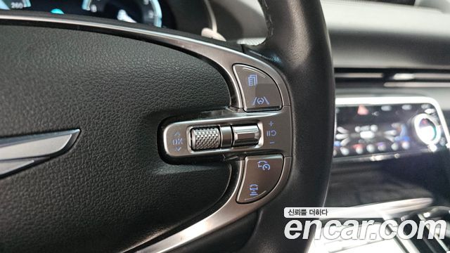 Genesis GV80 2023 — photo 17
