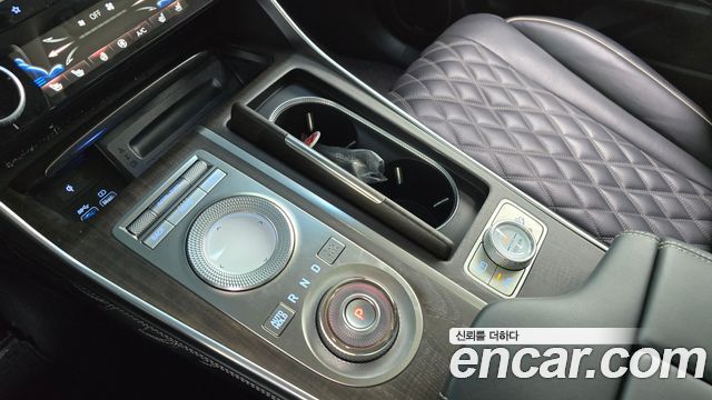 Genesis GV80 2022 — photo 9