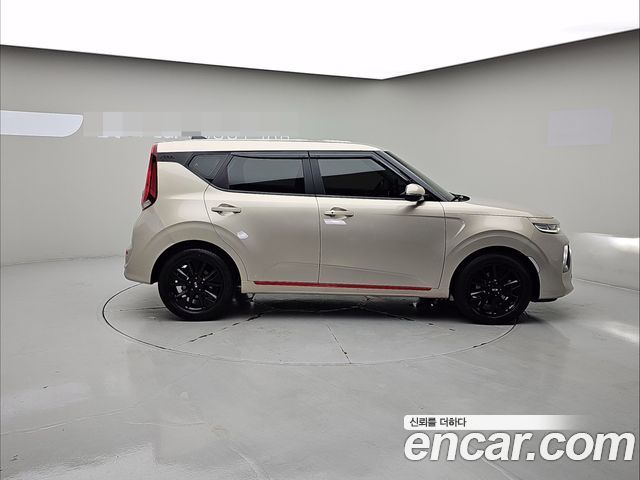 Kia Soul 2021 — photo 3