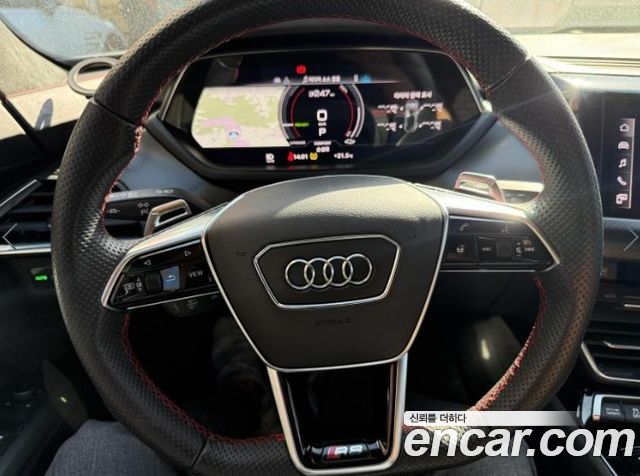 Audi RS e-tron GT 2022 — photo 12