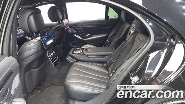 Mercedes-Benz S-Class 2020 — photo 17
