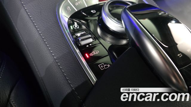 Mercedes-Benz S-Class 2020 — photo 25