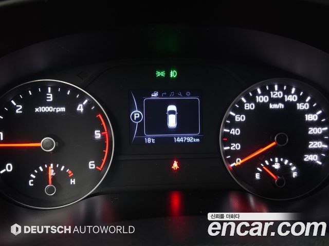 Kia Sportage 2018 — photo 8