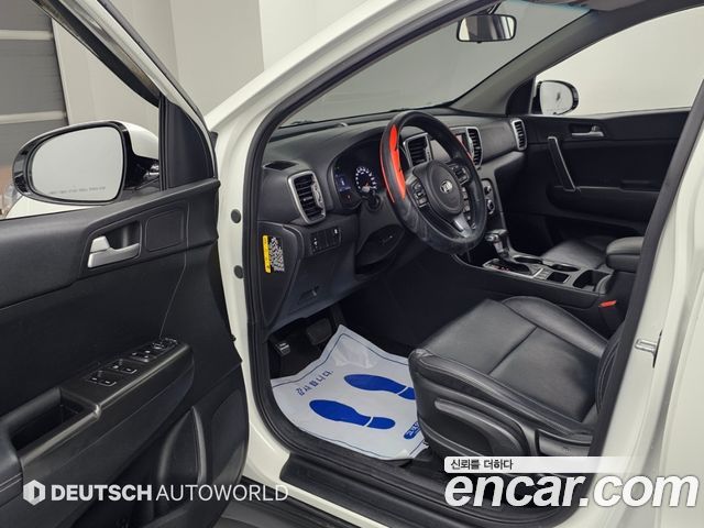 Kia Sportage 2018 — photo 11