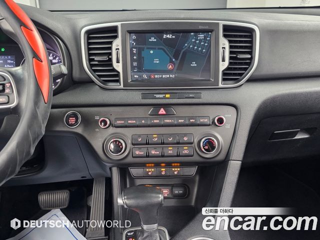 Kia Sportage 2018 — photo 14