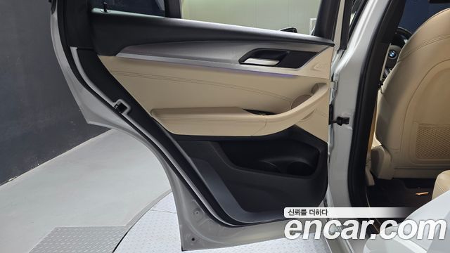 BMW X4 2020 — photo 15
