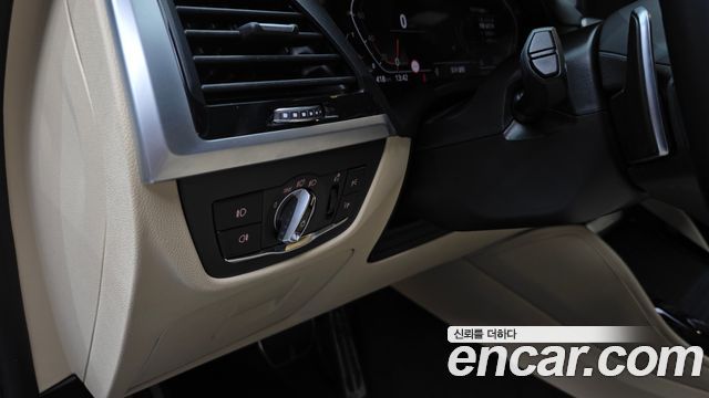 BMW X4 2020 — photo 28