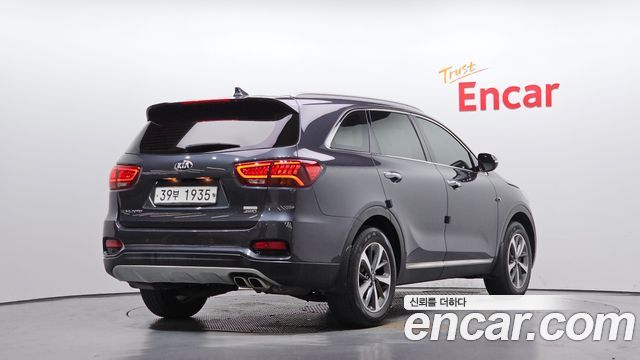 Kia Sorento 2019 — photo 2