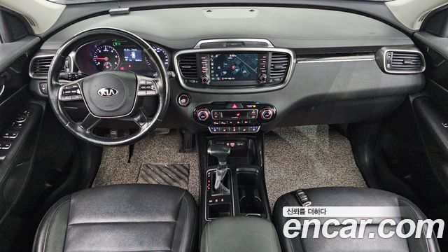 Kia Sorento 2019 — photo 10