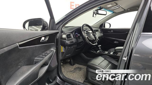 Kia Sorento 2019 — photo 13