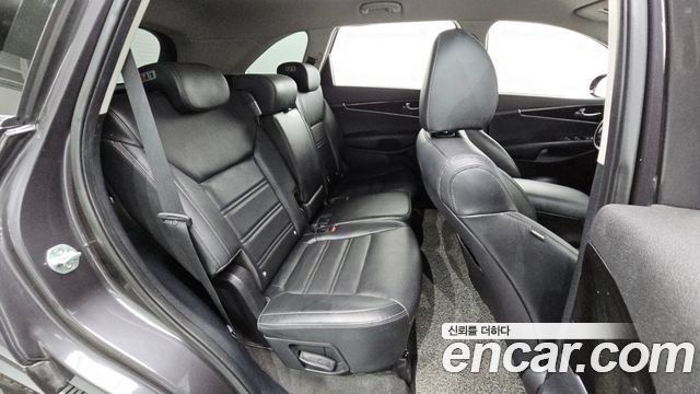 Kia Sorento 2019 — photo 17
