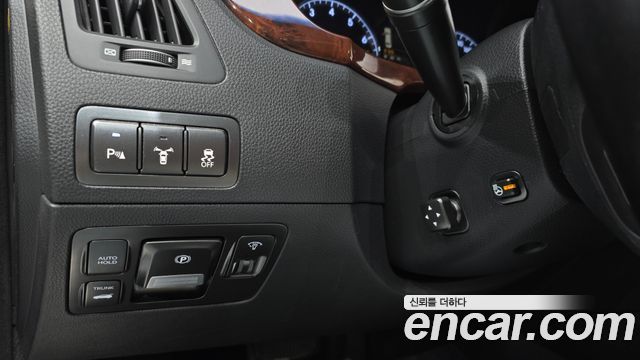 Hyundai Equus 2012 — photo 22