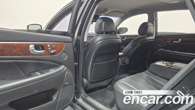 Hyundai Equus 2012 — photo 28