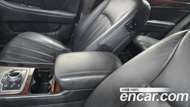 Hyundai Equus 2012 — photo 29