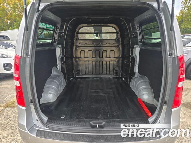 Hyundai Starex 2021 — photo 7