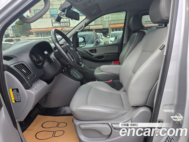 Hyundai Starex 2021 — photo 10
