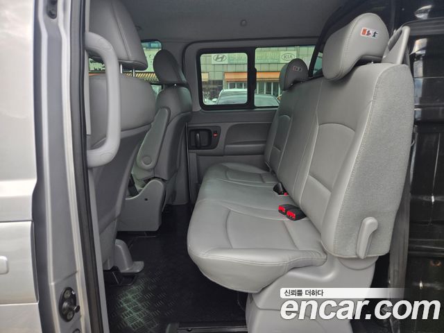 Hyundai Starex 2021 — photo 11