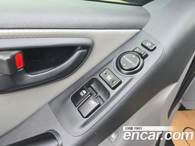 Hyundai Starex 2021 — photo 14