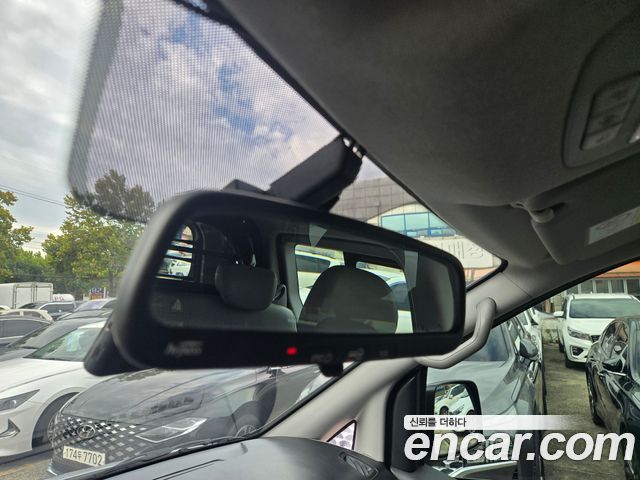Hyundai Starex 2021 — photo 17