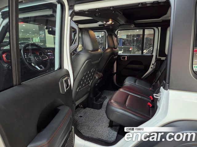 Jeep Wrangler 2020 — photo 8