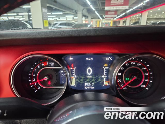 Jeep Wrangler 2020 — photo 10