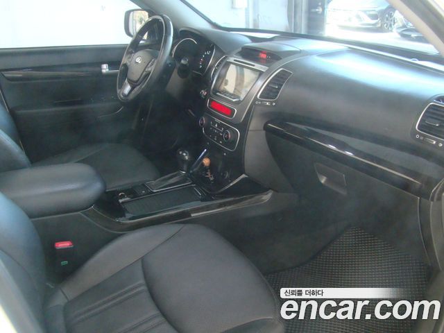 Kia Sorento 2014 — photo 17