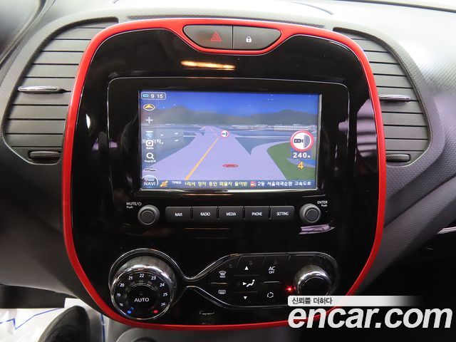 Renault Korea QM3 2015 — photo 15