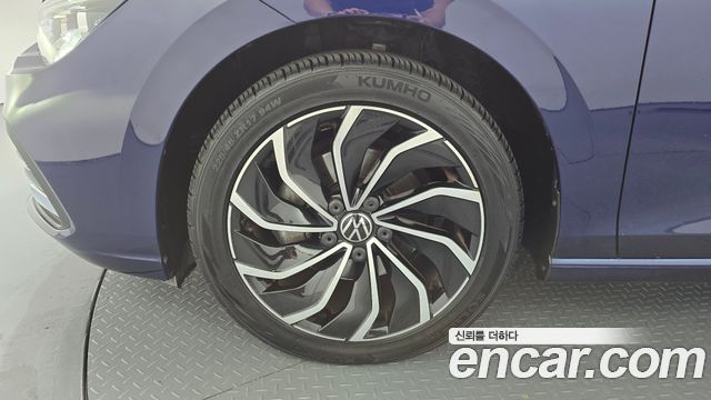Volkswagen Golf 2022 — photo 5