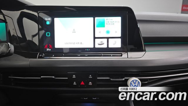 Volkswagen Golf 2022 — photo 18