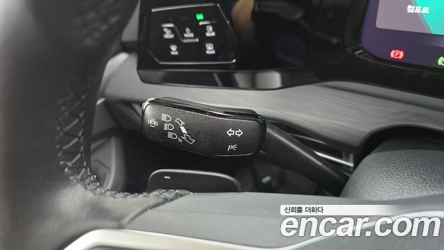Volkswagen Golf 2022 — photo 27