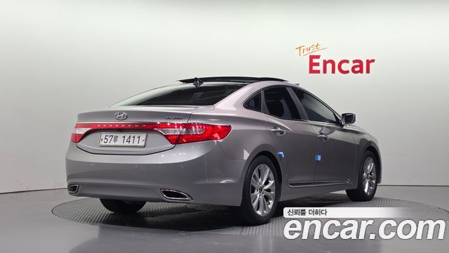 Hyundai Grandeur 2011 — photo 2