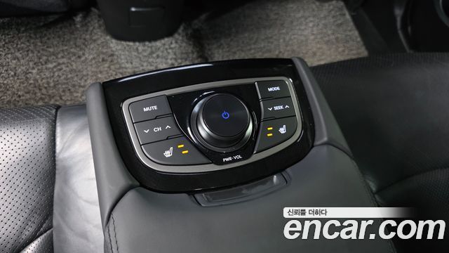 Hyundai Grandeur 2011 — photo 17