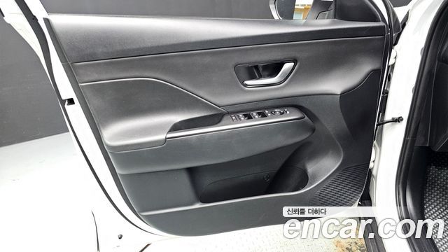 Hyundai Kona 2023 — photo 14
