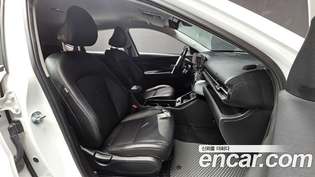 Hyundai Kona 2023 — photo 16
