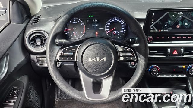 Kia K3 2022 — photo 21