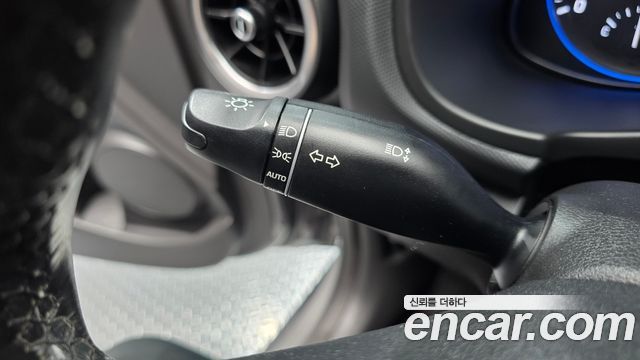 Hyundai Kona 2021 — photo 25