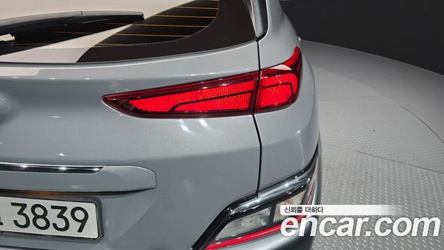 Hyundai Kona 2021 — photo 9