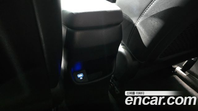 Hyundai Kona 2021 — photo 30