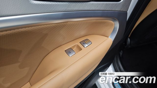 Genesis G70 2024 — photo 25