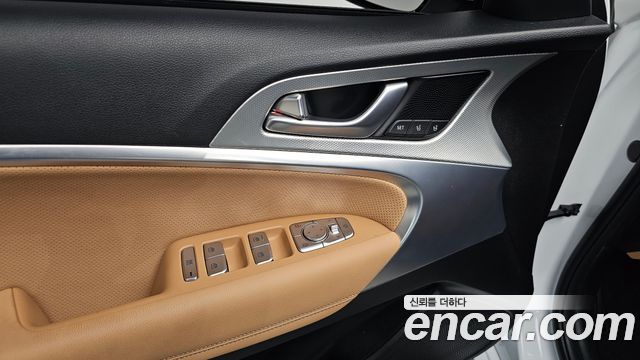 Genesis G70 2024 — photo 33