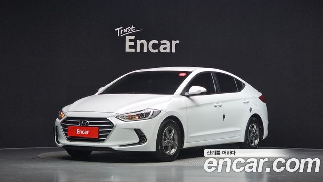 Hyundai AVANTE 2017 — photo 1