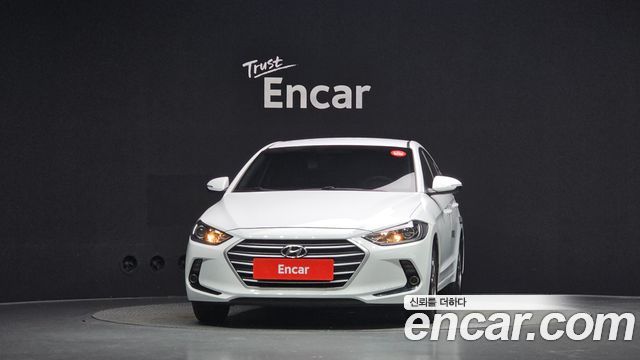 Hyundai AVANTE 2017 — photo 3