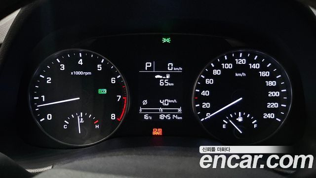 Hyundai AVANTE 2017 — photo 8