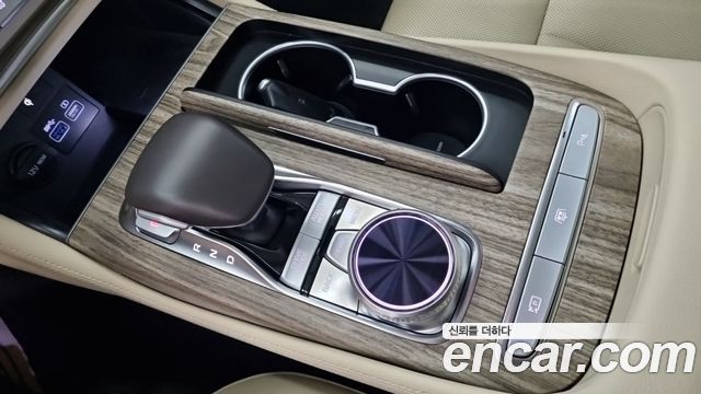 Kia K9 2025 — photo 11