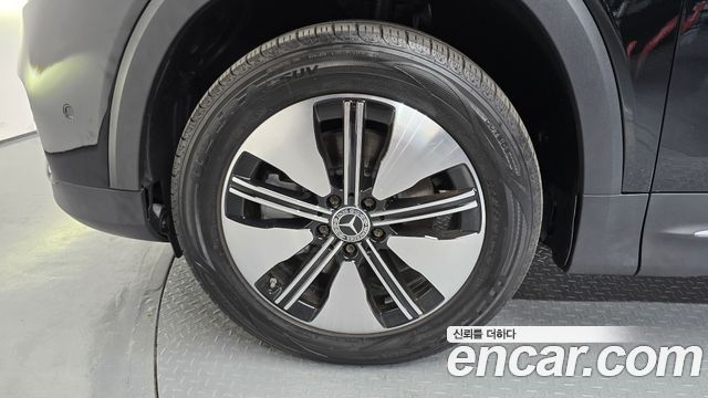 Mercedes-Benz EQB 2024 — photo 5