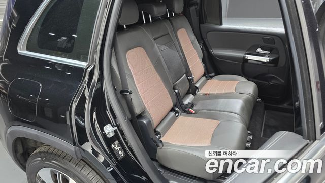 Mercedes-Benz EQB 2024 — photo 18