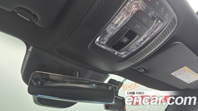 Mercedes-Benz EQB 2024 — photo 35