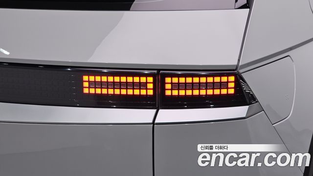 Hyundai Ioniq5 2023 — photo 9